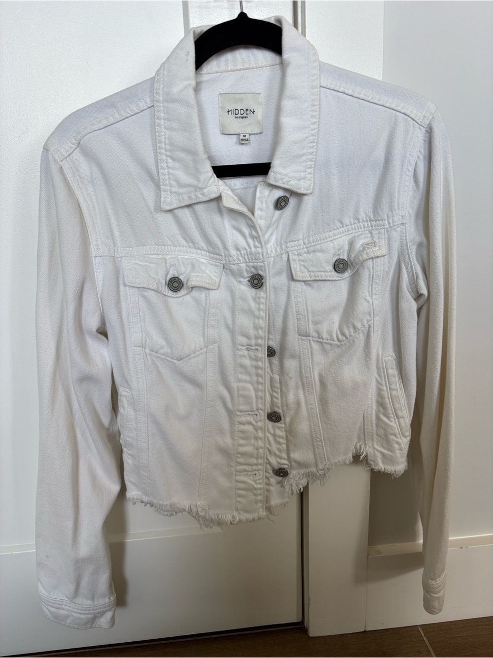 Hidden White Cropped Denim Jacket with Raw Hem Detail